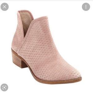 Lucky Brand Baley stacked heel boot
